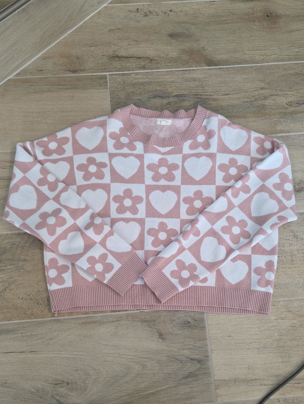 Women’s Pink Heart & Flower Knit Sweater